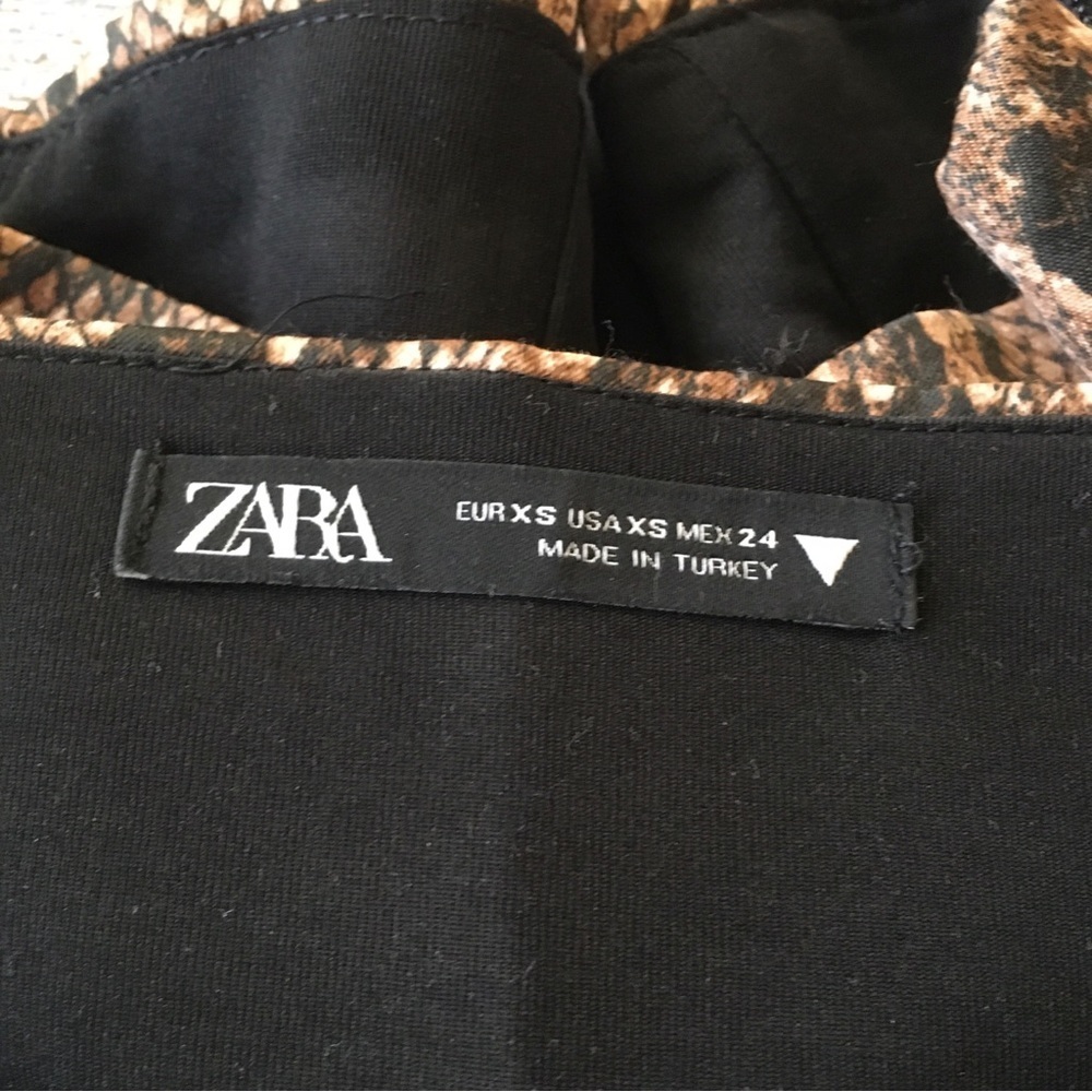 ZARA XS Reptile Patterned CORSE top - Picture 3 of 5